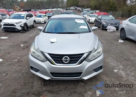 2017 Nissan Altima 2.5 S z USA, uszkodzony, nr VIN 1N4AL3AP8HN327503